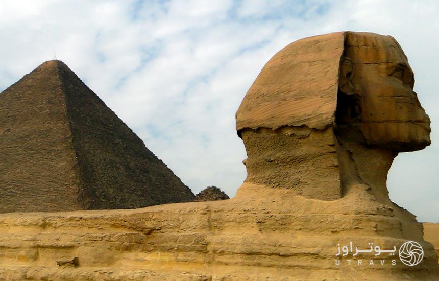 sphinx statue in cairo